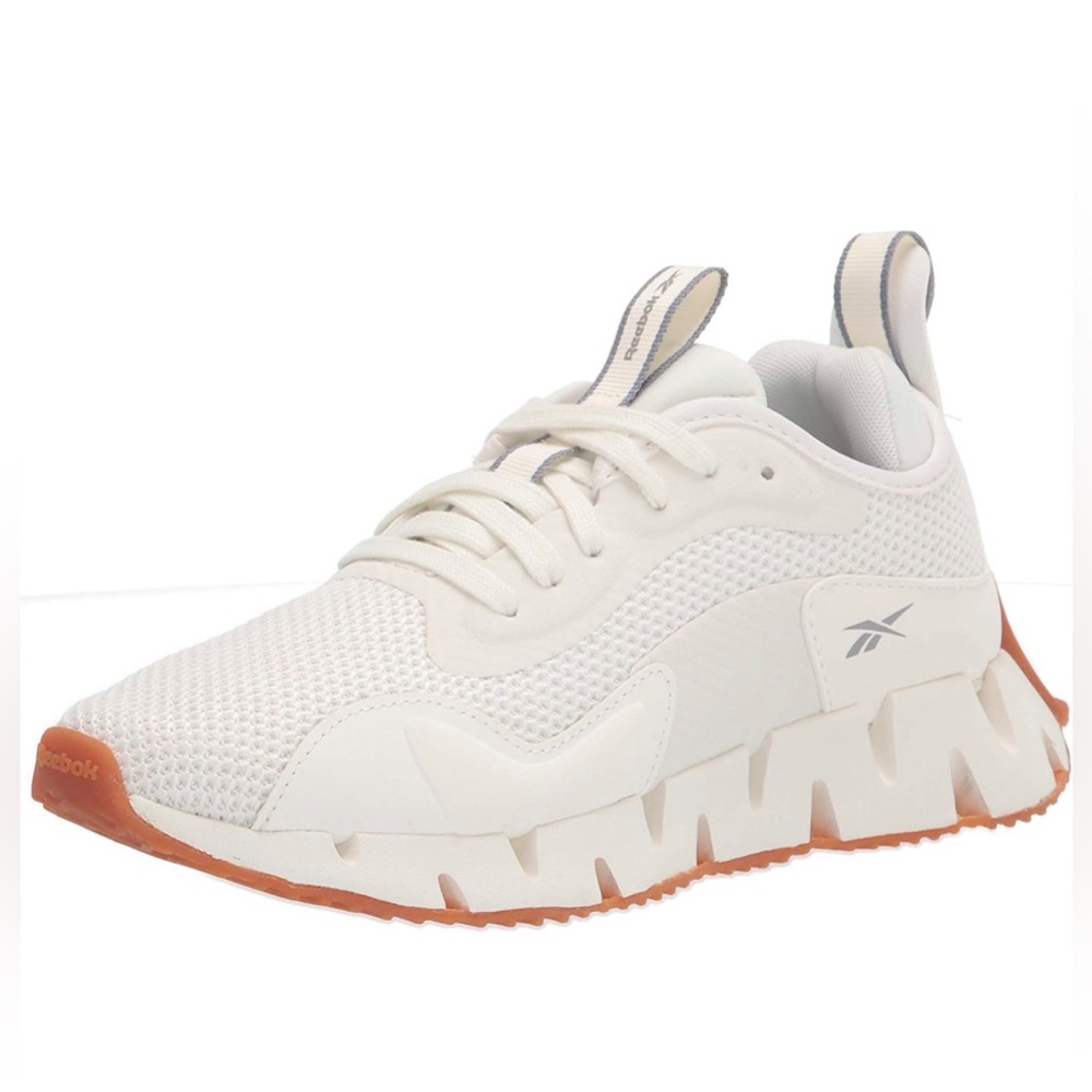 NWOT REEBOK Zig Dynamica women’s Shoes size 7,5 white and Orange No box
